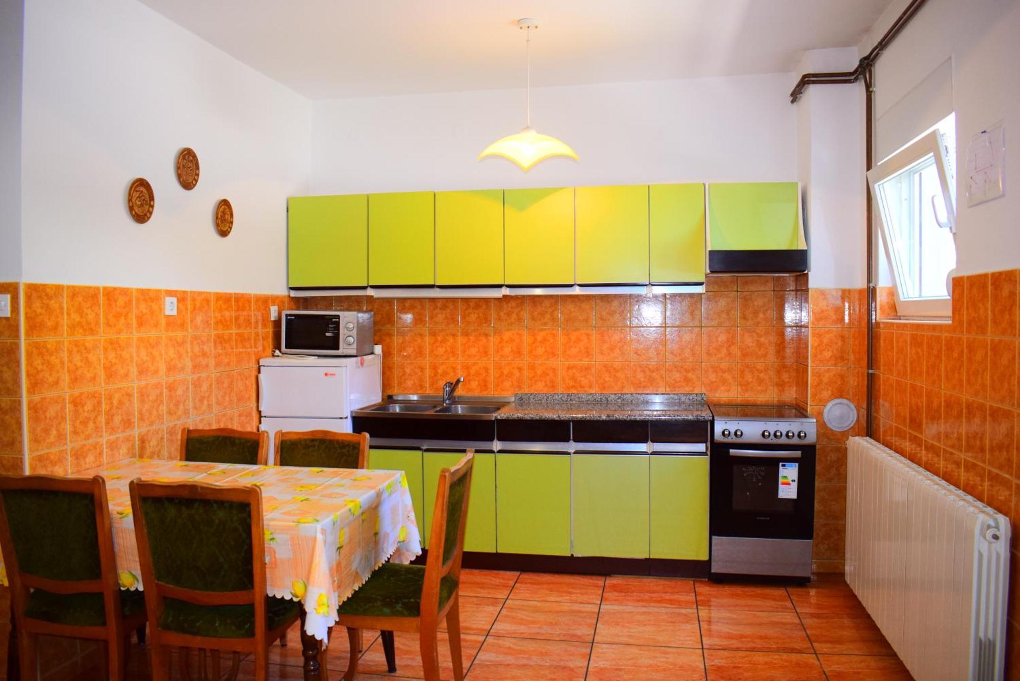 Apartments Milica Malinska Rom bilde