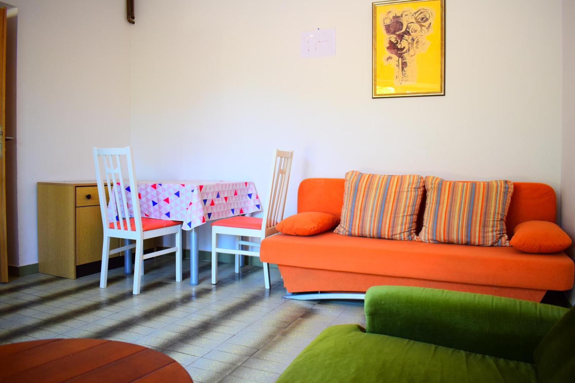 Apartments Milica Malinska Rom bilde